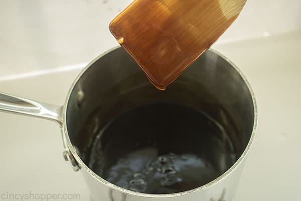 Test of thickness of Homemade Teriyaki Sauce on spatula