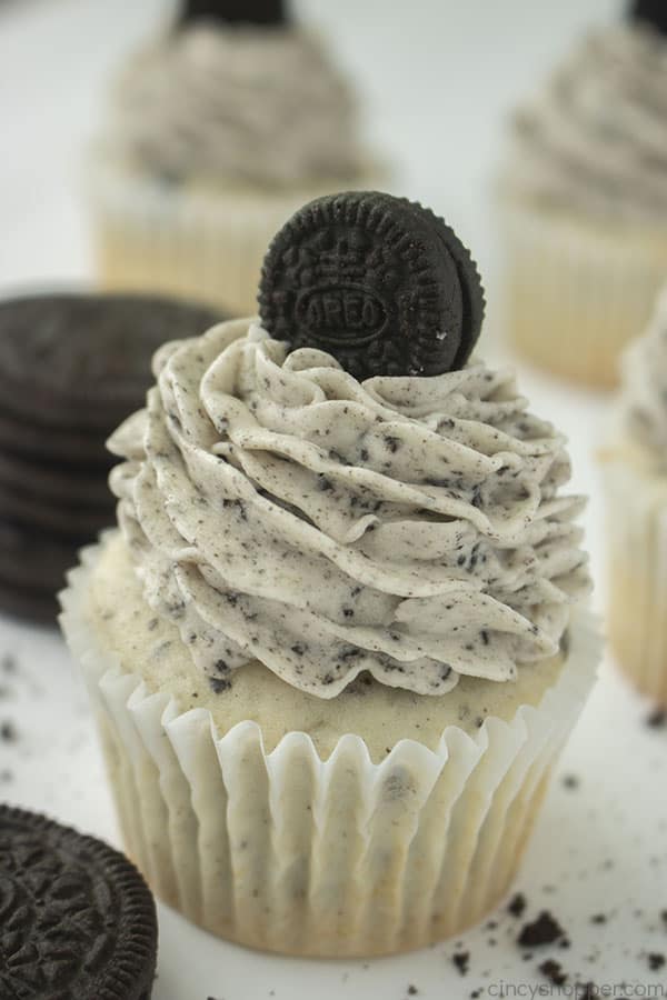 AIR FRYER OREO CUPCAKES  CUPCAKES IN THE AIR FRYER 