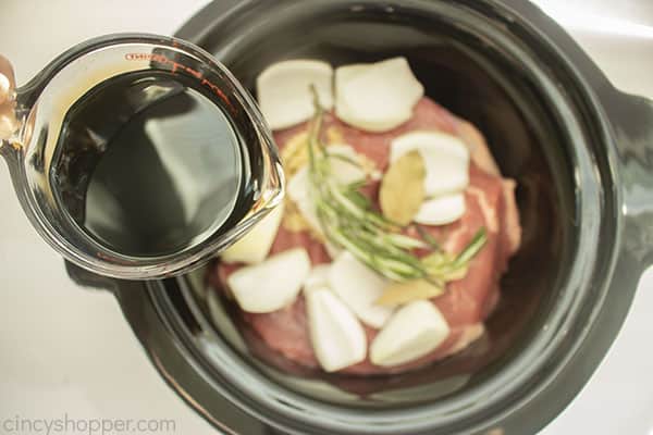 Adding liquids to slow cooker roast