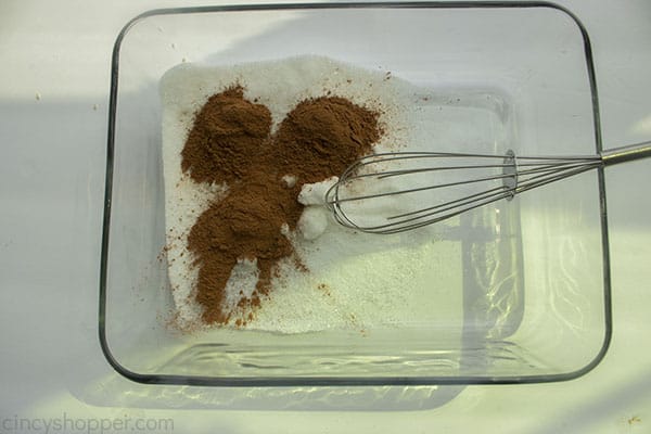 Cinnamon and sugar in dish