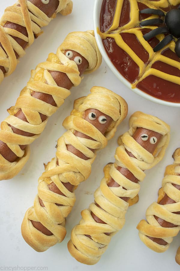 Mummy Hot Dogs for Halloween