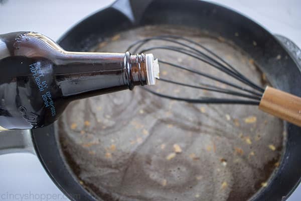 Adding Worcestershire Sauce to gravy