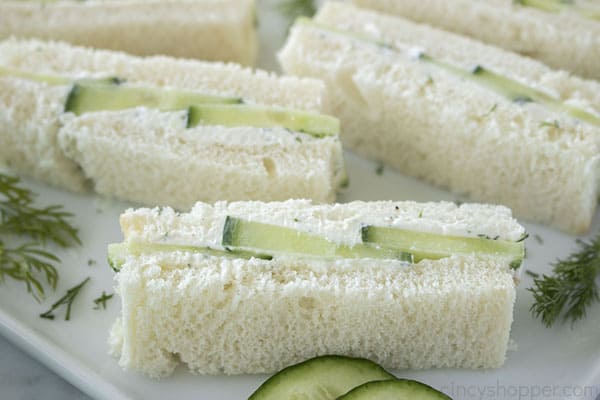 Sandwich with cucumbers and mayo