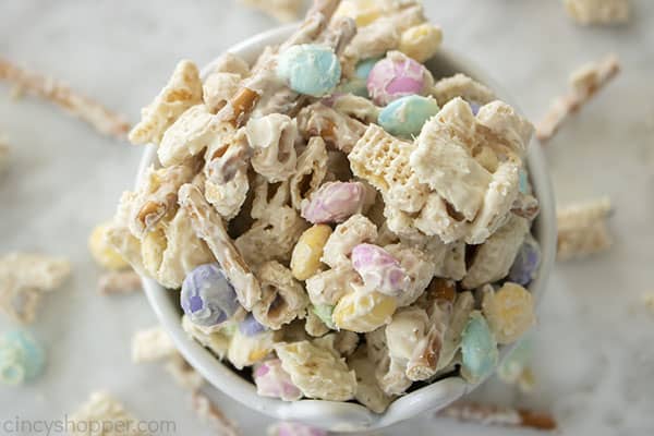 Bunny bait treat in a bowl