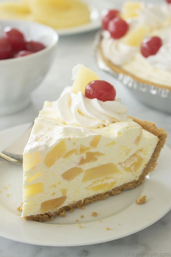 Easy Pineapple Pie with Cool Whip