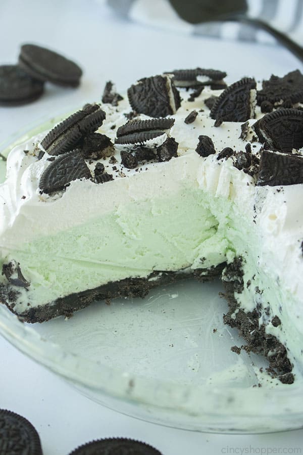 Mint Grasshopper Pie cut