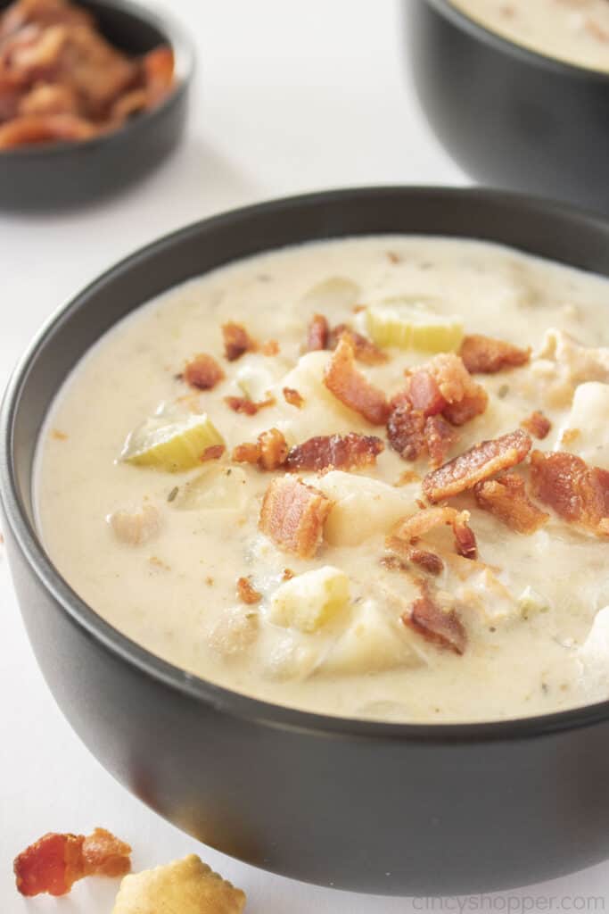 Crock Pot Clam Chowder
