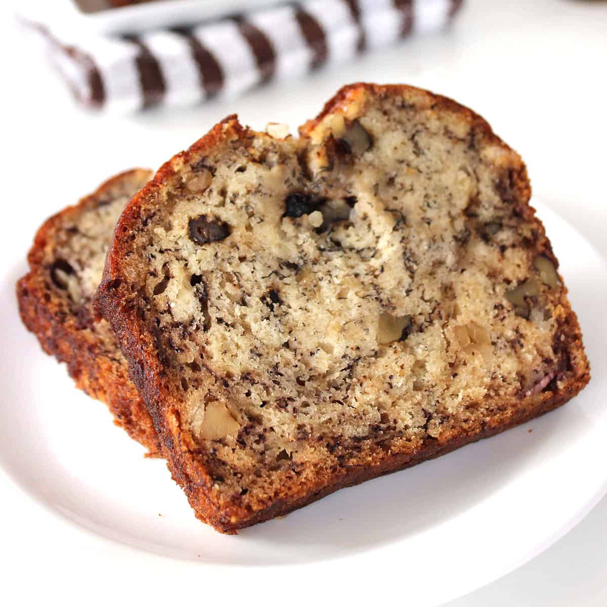 Slices of easy banana bread on a plate
