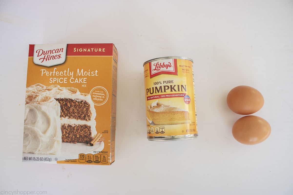 3 Ingredient Pumpkin Spice Cake Ingredients.