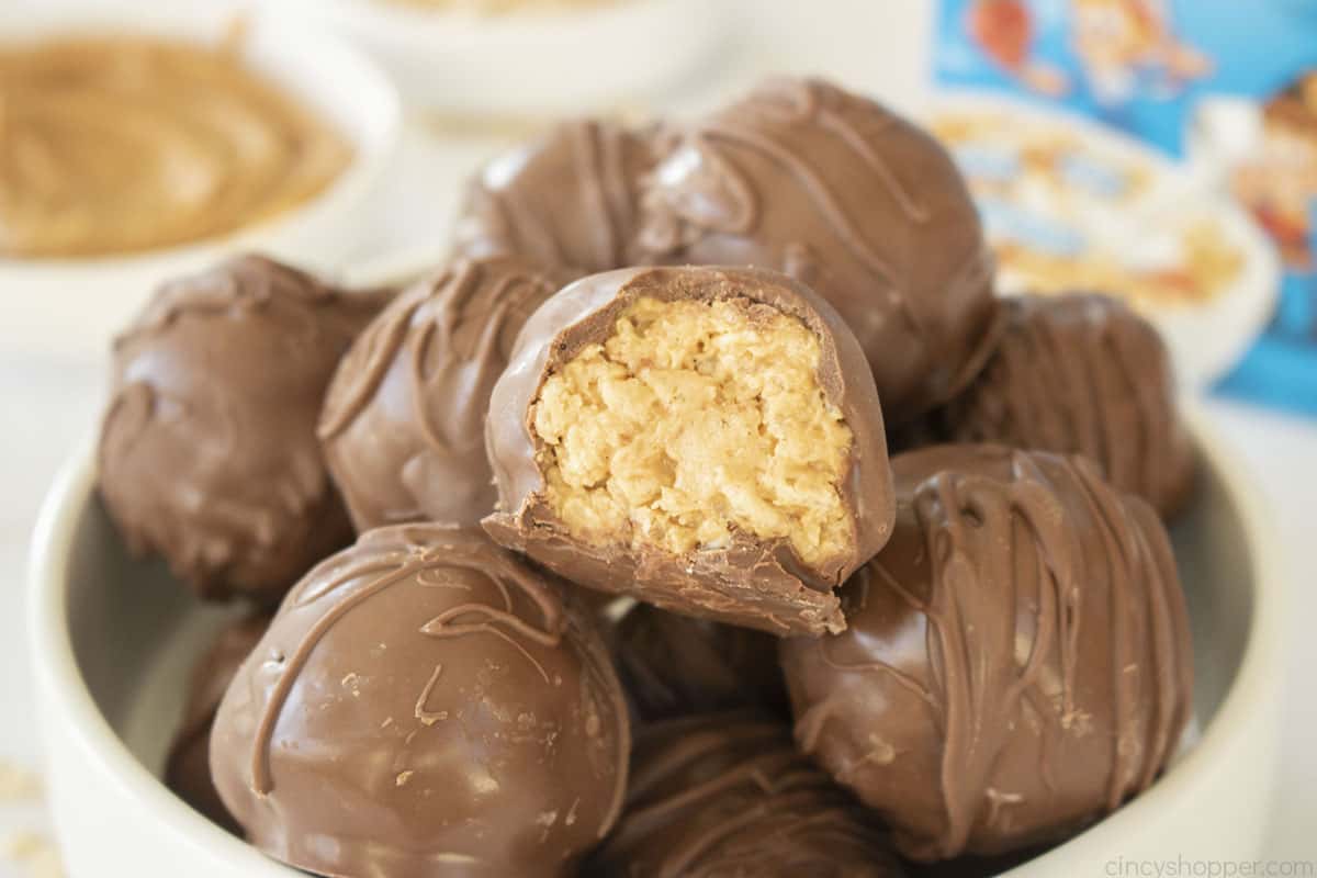 Rice Crispie candy balls in a bowl.