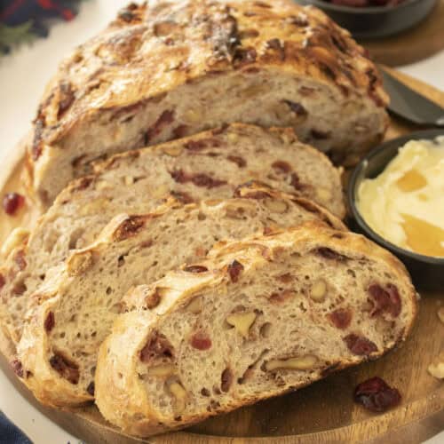 No Knead Cranberry Walnut Bread - CincyShopper