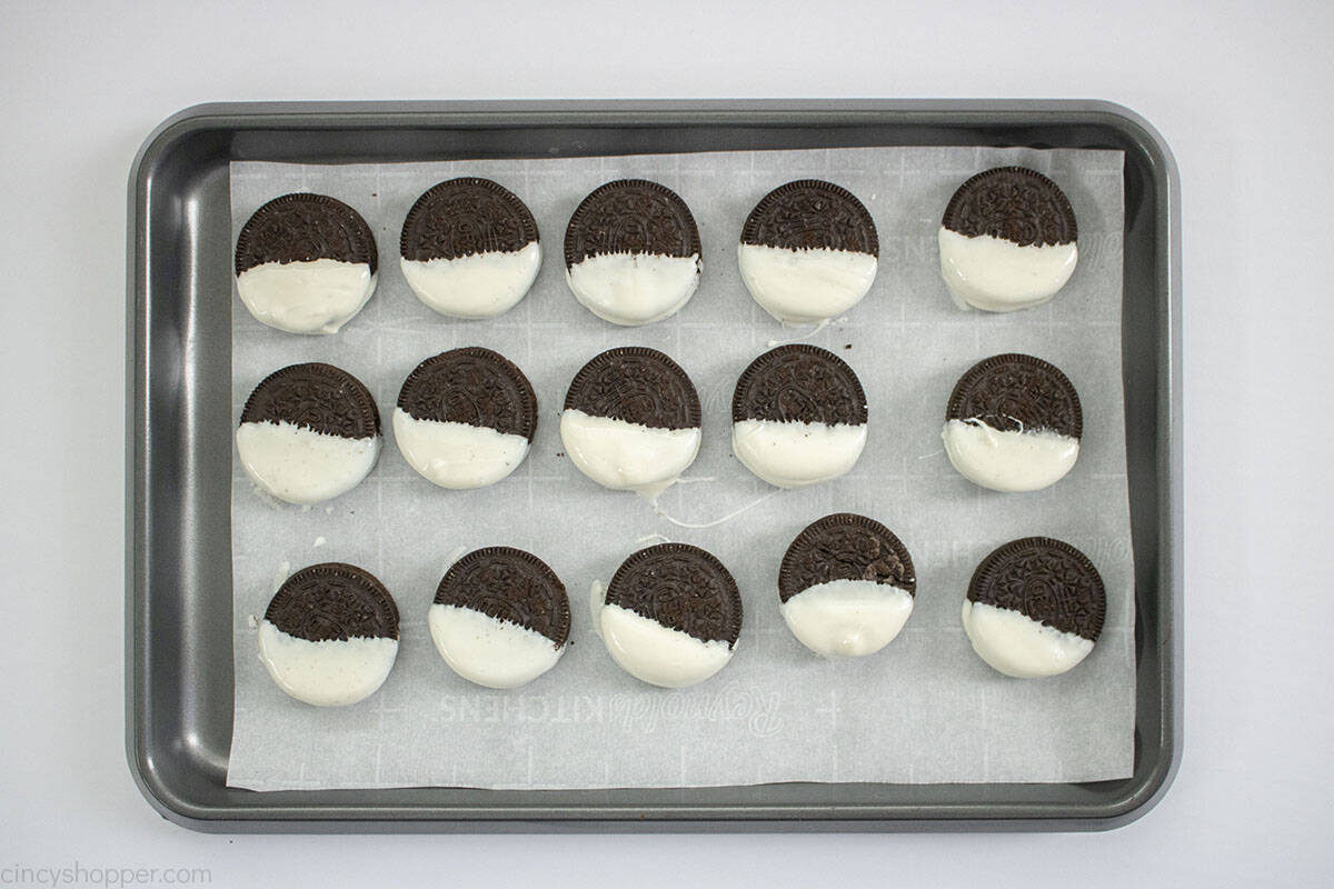 Oreo cookies dipped in white chocolate.