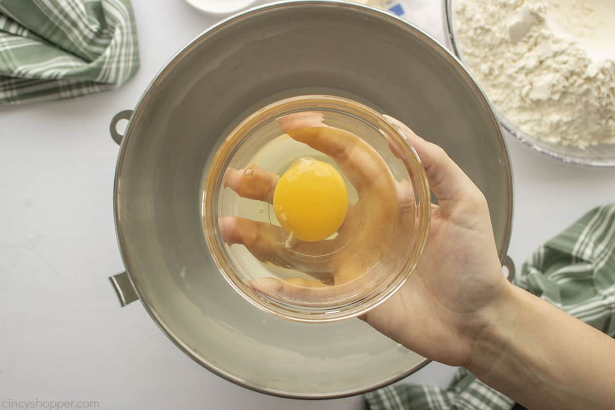 Egg added to milk mixture.