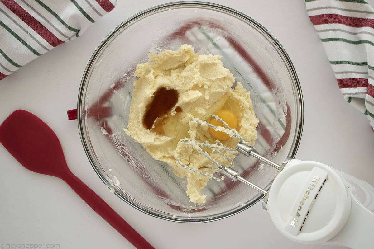 Egg and vanilla added to butter mixture.
